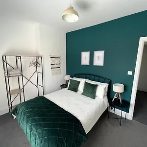  Holiday home - New 2 Bedroom House Close To